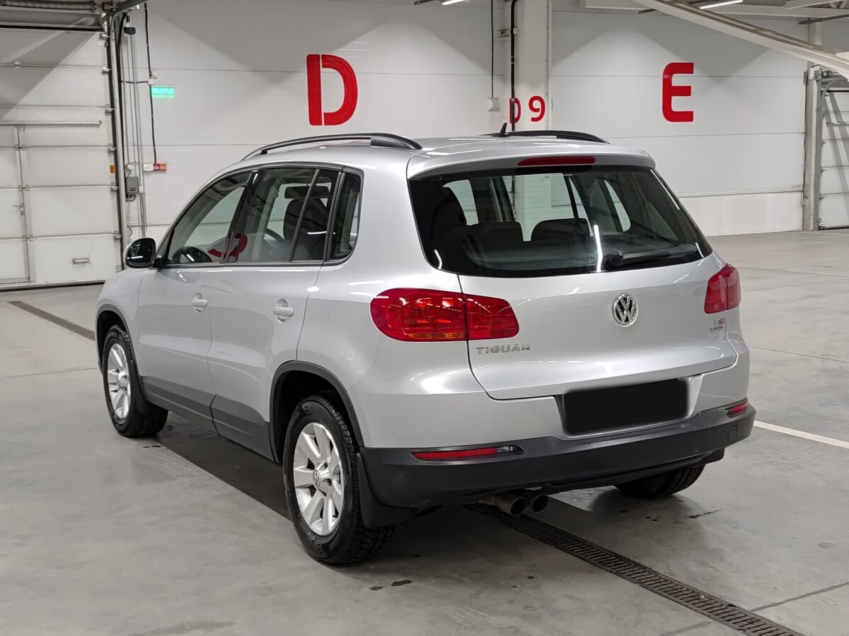 Volkswagen Tiguan с пробегом — 2011 год. Фото: #6