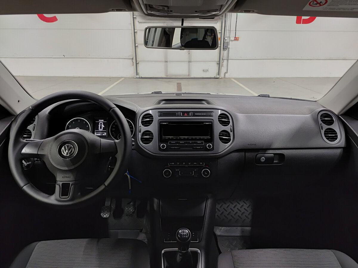 Volkswagen Tiguan с пробегом — 2011 год. Фото: #13