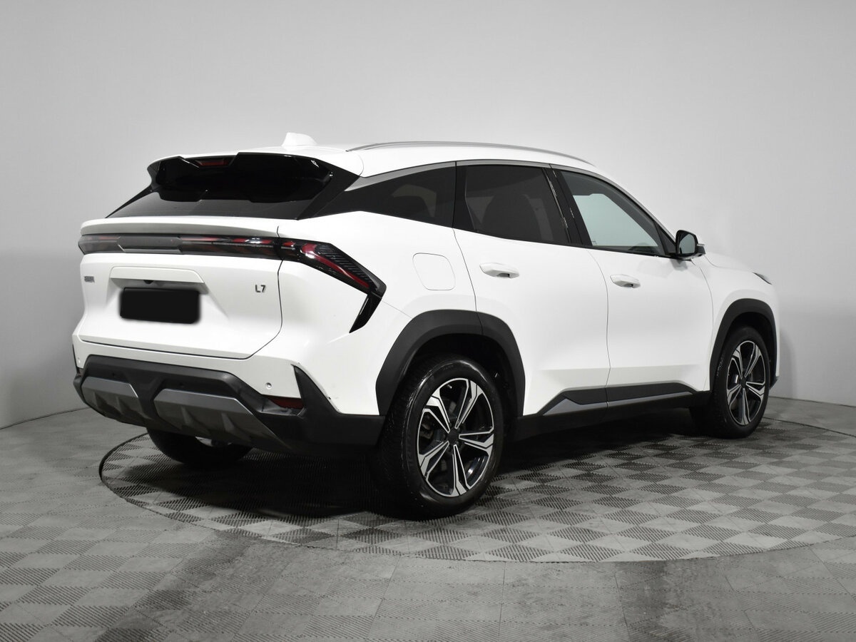 Geely Galaxy L7 с пробегом — 2023 год. Фото: #4