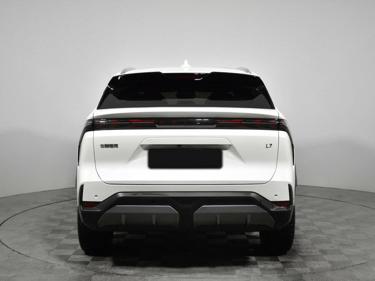 Geely Galaxy L7 с пробегом — 2023 год. Фото: #5