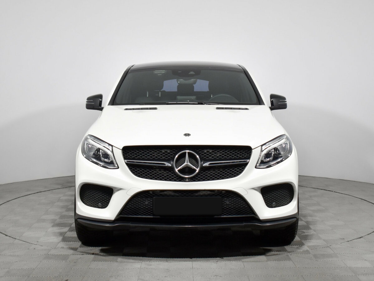 Mercedes-Benz GLE Coupe с пробегом — 2017 год. Фото: #1