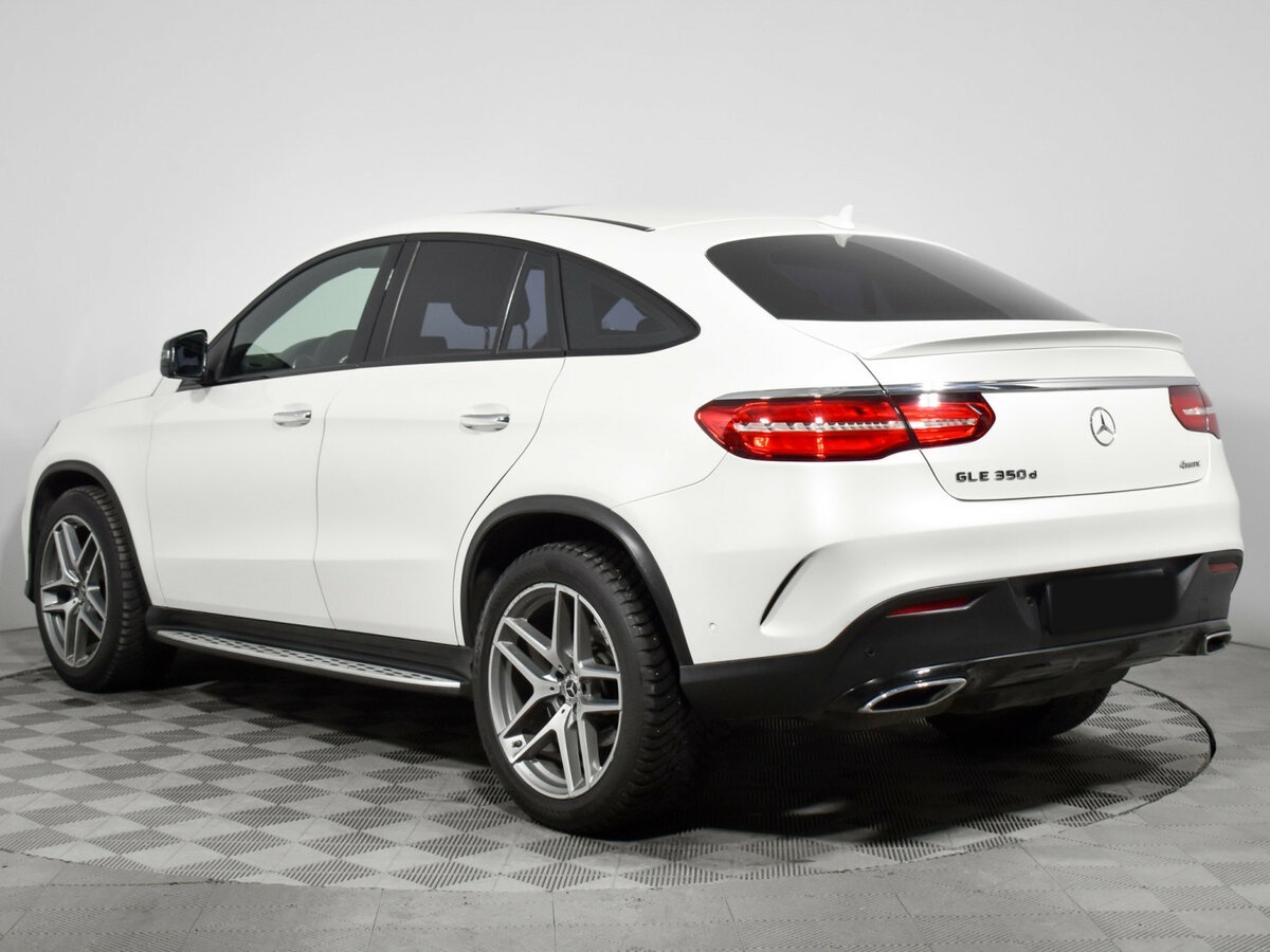 Mercedes-Benz GLE Coupe с пробегом — 2017 год. Фото: #6