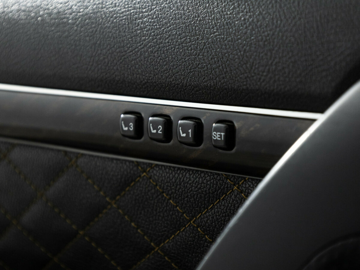 Toyota Land Cruiser с пробегом — 2008 год. Фото: #12