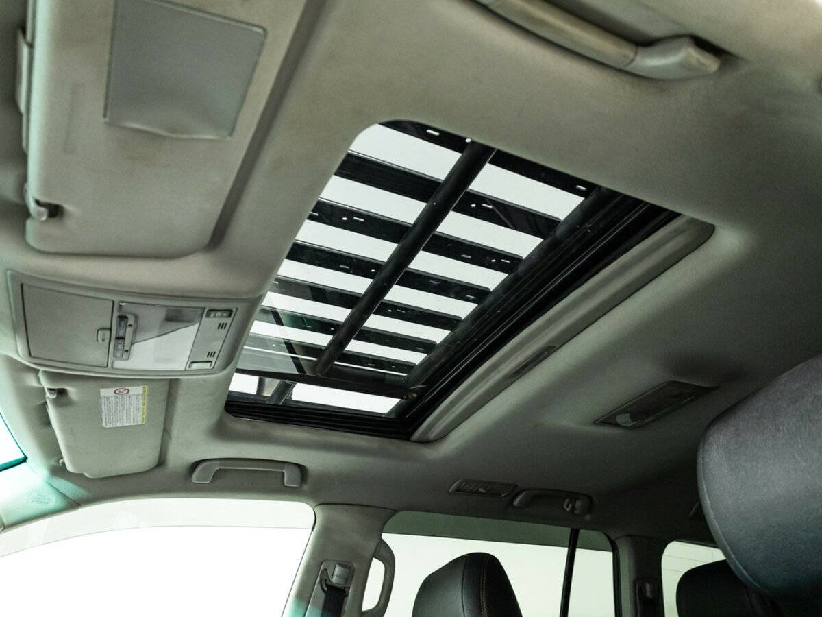 Toyota Land Cruiser с пробегом — 2008 год. Фото: #13