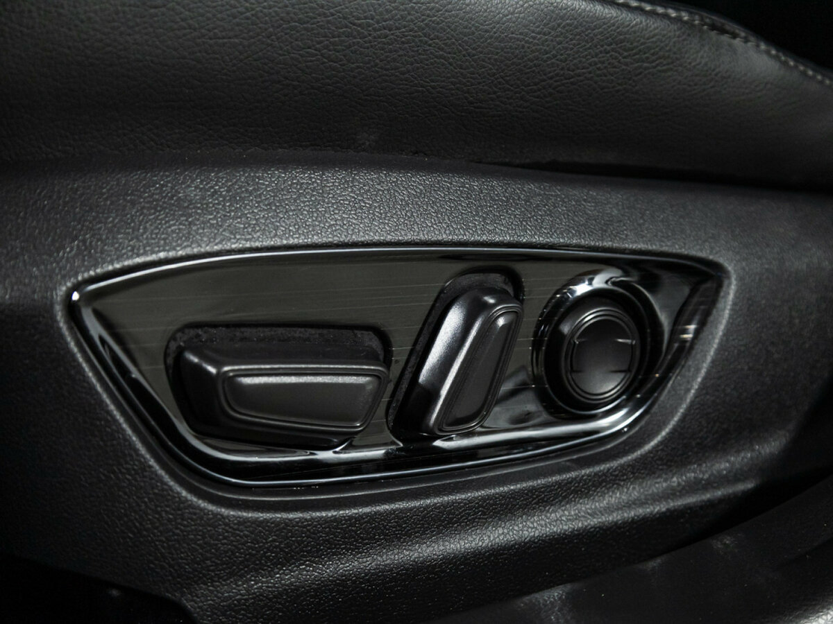 Toyota Camry с пробегом — 2023 год. Фото: #12