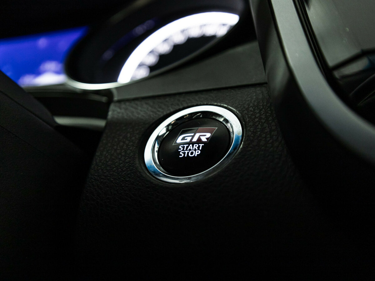 Toyota Camry с пробегом — 2023 год. Фото: #15