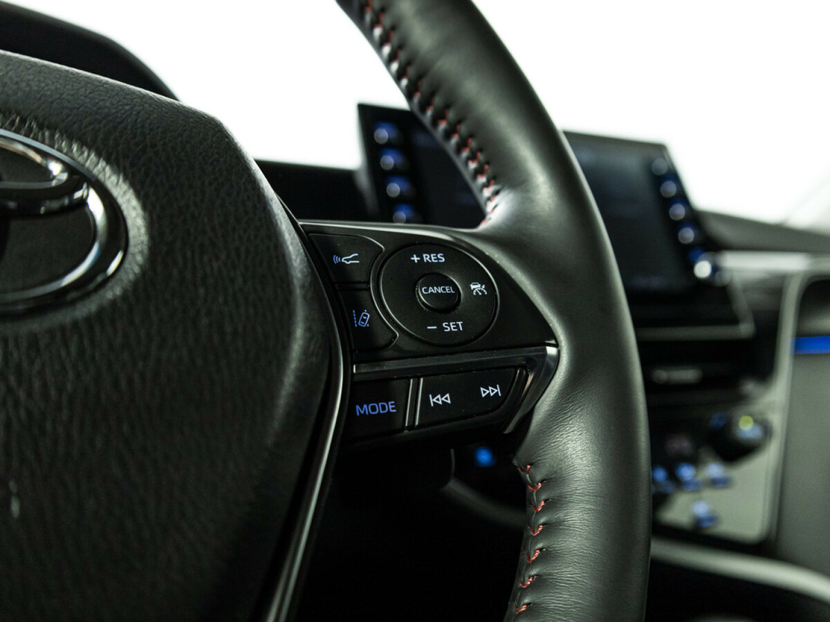 Toyota Camry с пробегом — 2023 год. Фото: #16