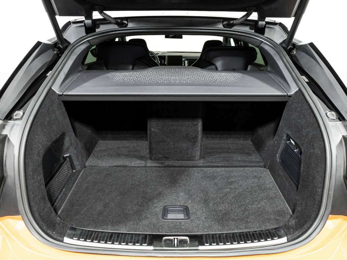 HiPhi X с пробегом — 2022 год. Фото: #26