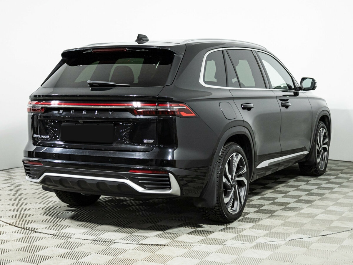 Geely Monjaro с пробегом — 2023 год. Фото: #4