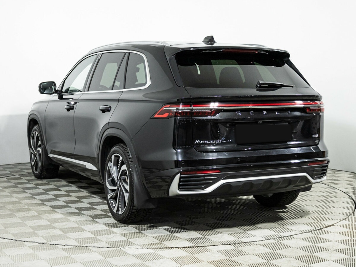 Geely Monjaro с пробегом — 2023 год. Фото: #6