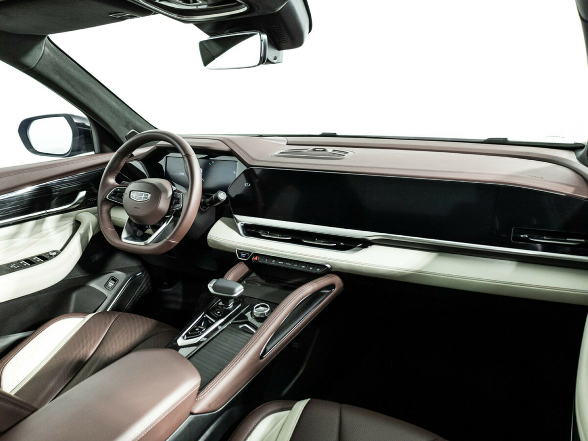 Geely Monjaro с пробегом — 2023 год. Фото: #8