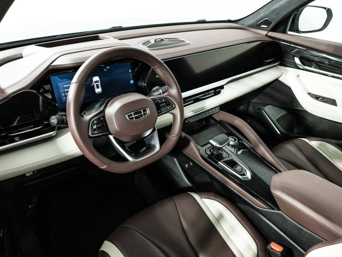 Geely Monjaro с пробегом — 2023 год. Фото: #10