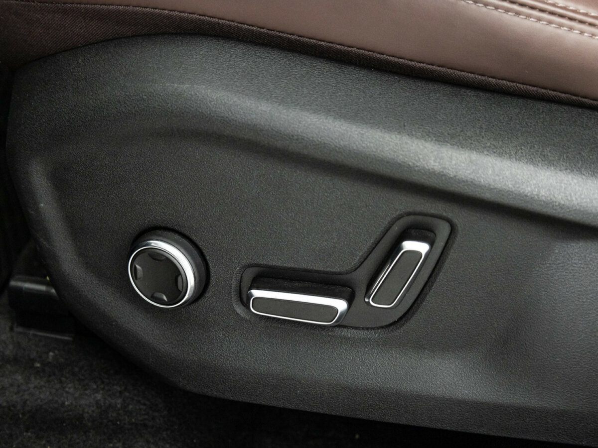 Geely Monjaro с пробегом — 2023 год. Фото: #14