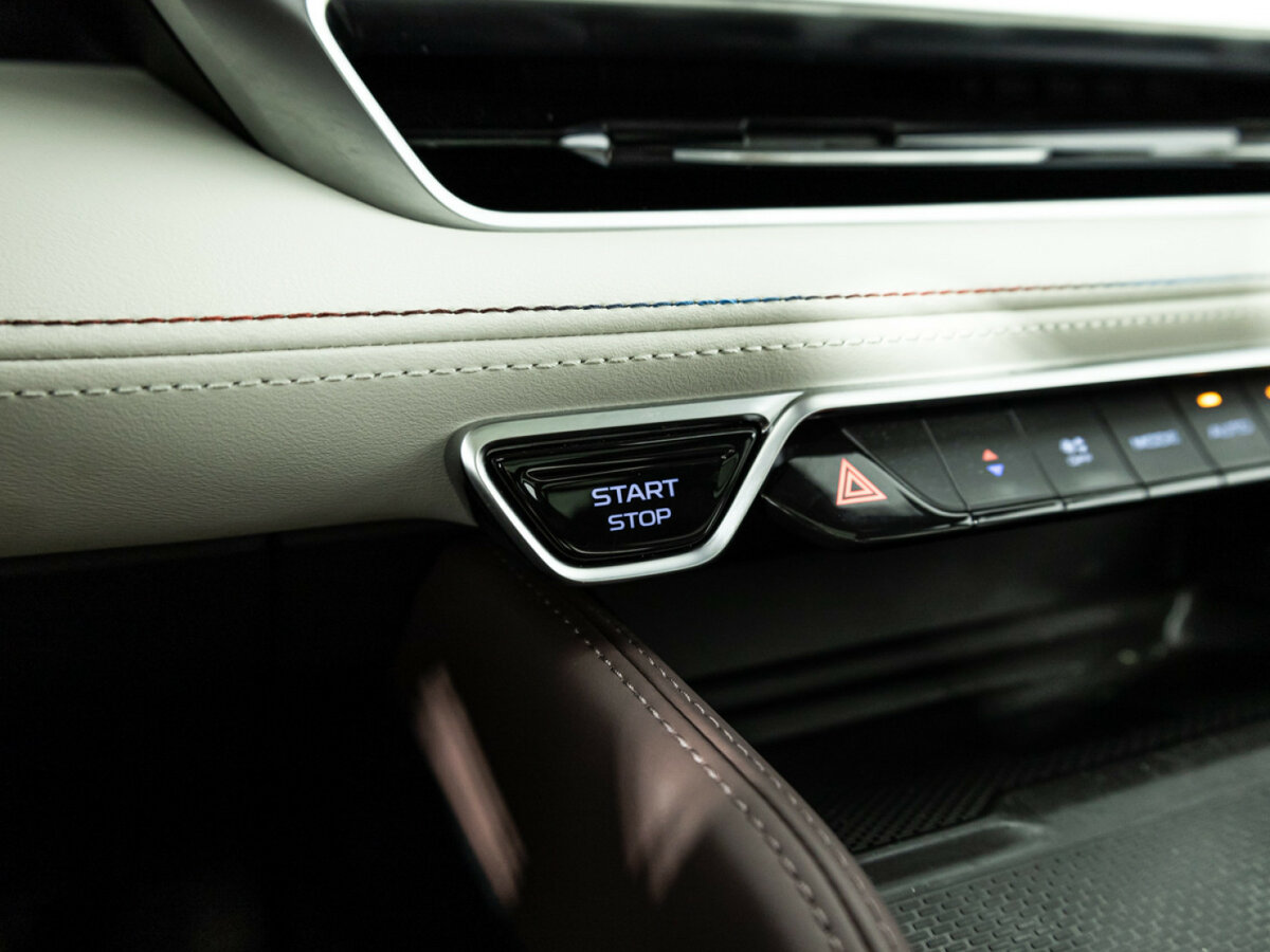 Geely Monjaro с пробегом — 2023 год. Фото: #21