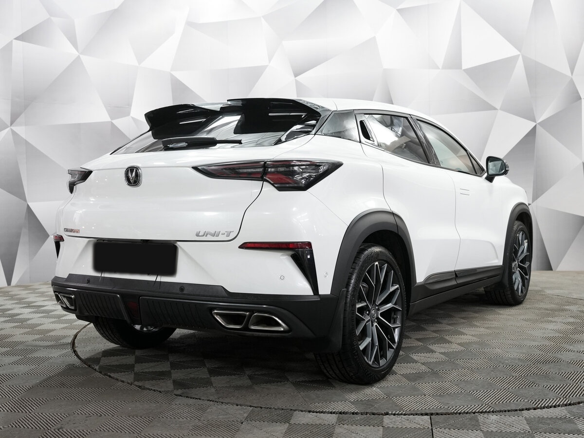 Changan UNI-T с пробегом — 2024 год. Фото: #4