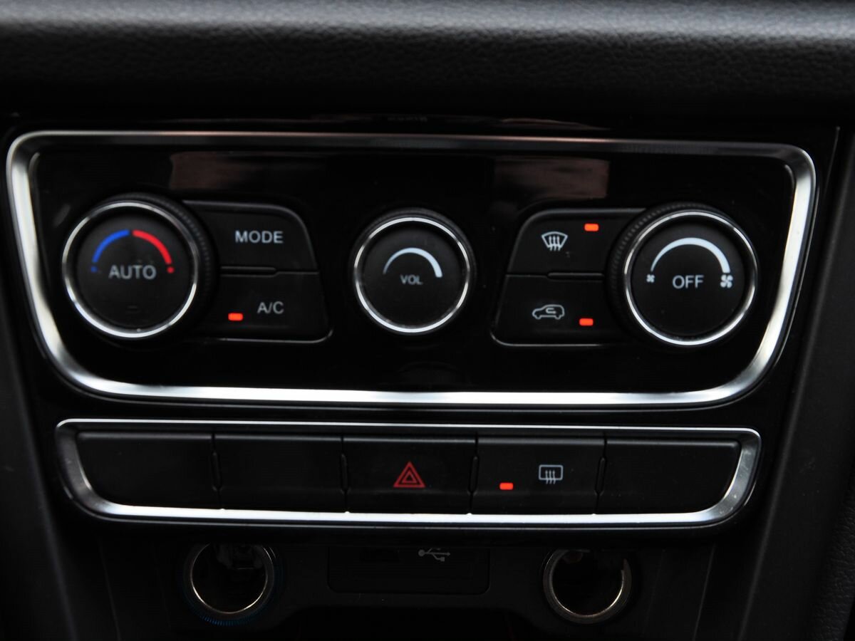 Chery Tiggo 3 с пробегом — 2017 год. Фото: #18