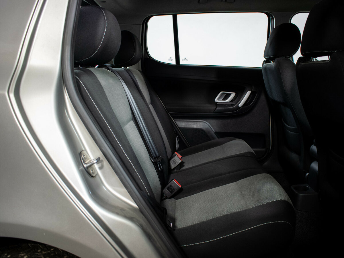 Skoda Fabia с пробегом — 2008 год. Фото: #8