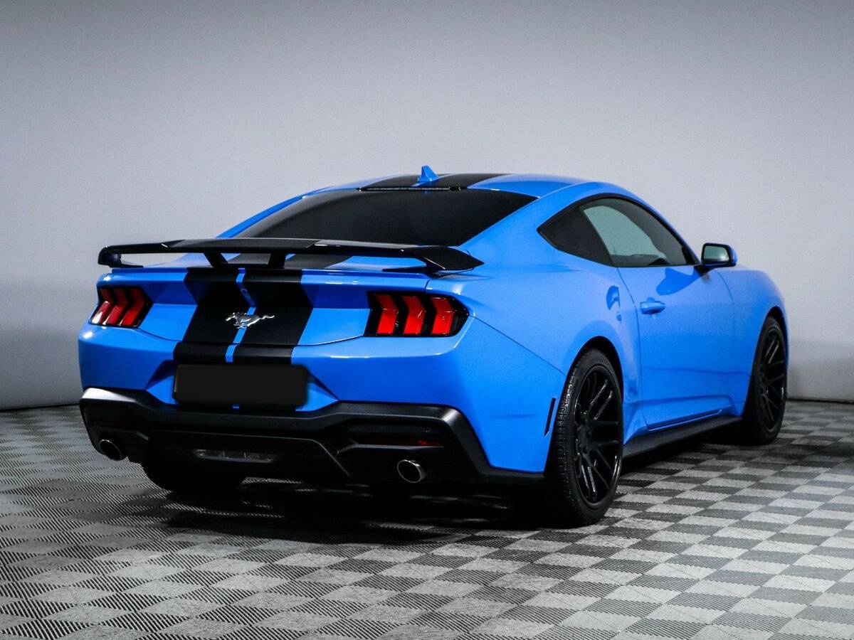 Ford Mustang с пробегом — 2024 год. Фото: #4