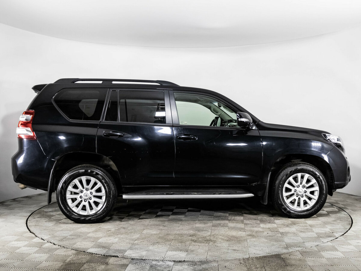 Toyota Land Cruiser Prado с пробегом — 2016 год. Фото: #3