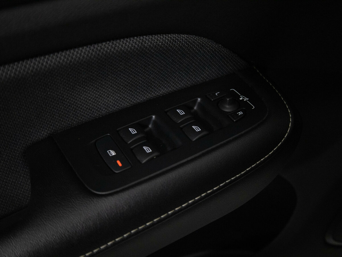 Volvo S60 с пробегом — 2020 год. Фото: #13