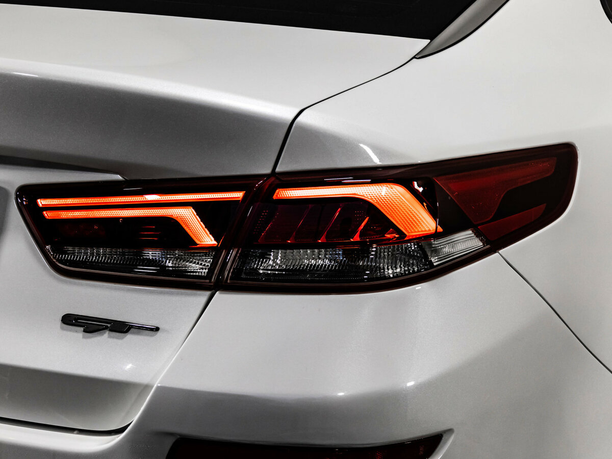 Kia Optima с пробегом — 2018 год. Фото: #9