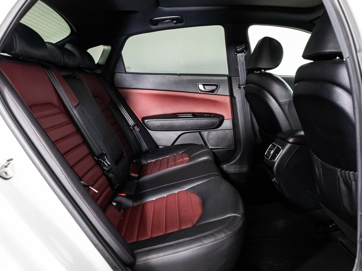 Kia Optima с пробегом — 2018 год. Фото: #29