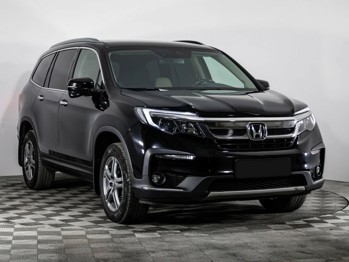 Honda Pilot с пробегом — 2018 год. Фото: #2