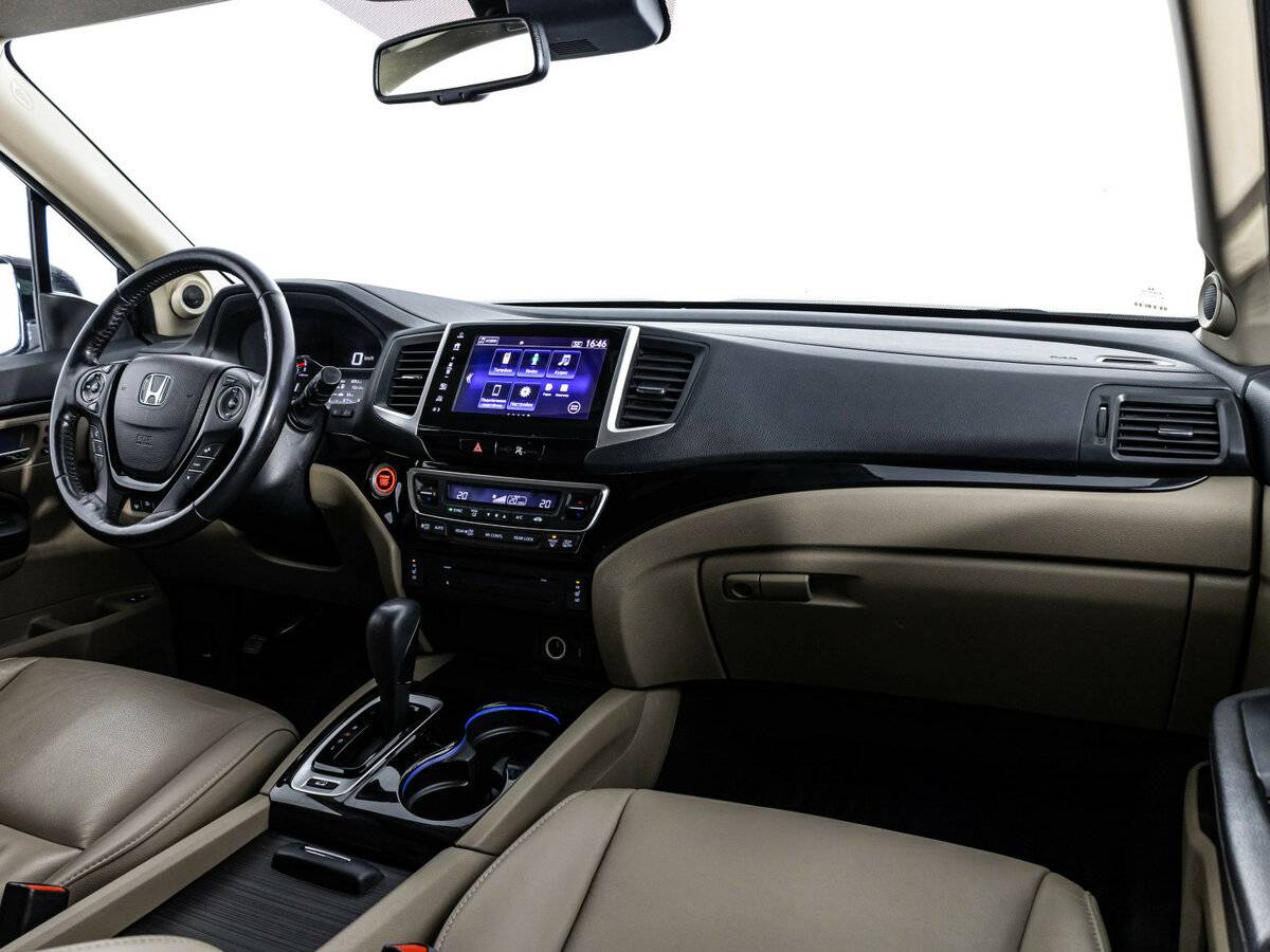 Honda Pilot с пробегом — 2018 год. Фото: #6