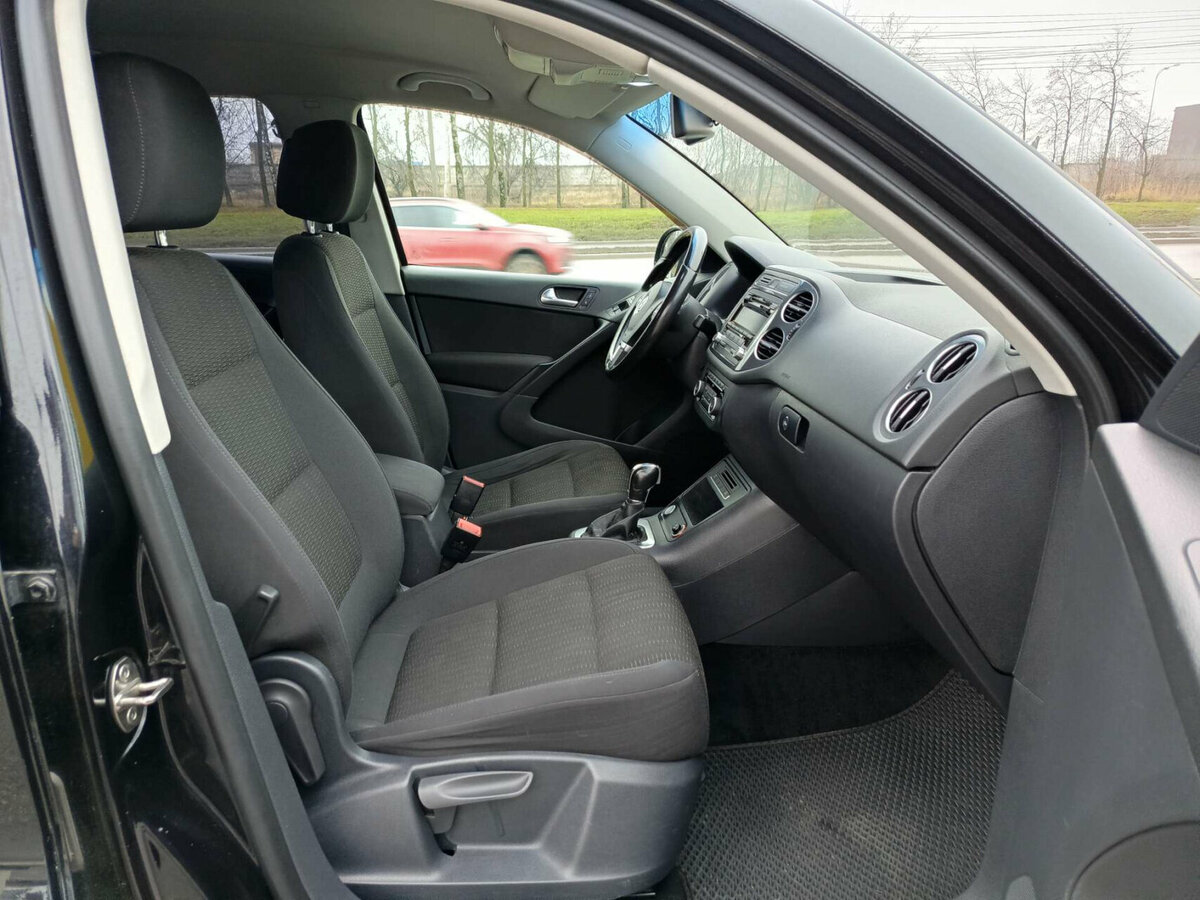 Volkswagen Tiguan с пробегом — 2013 год. Фото: #10