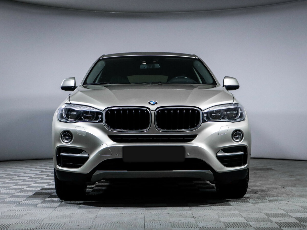 BMW X6 с пробегом — 2015 год. Фото: #1