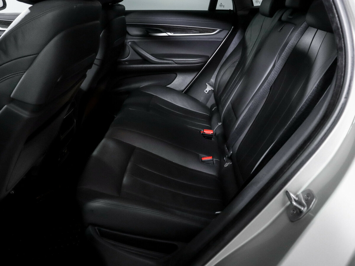 BMW X6 с пробегом — 2015 год. Фото: #9