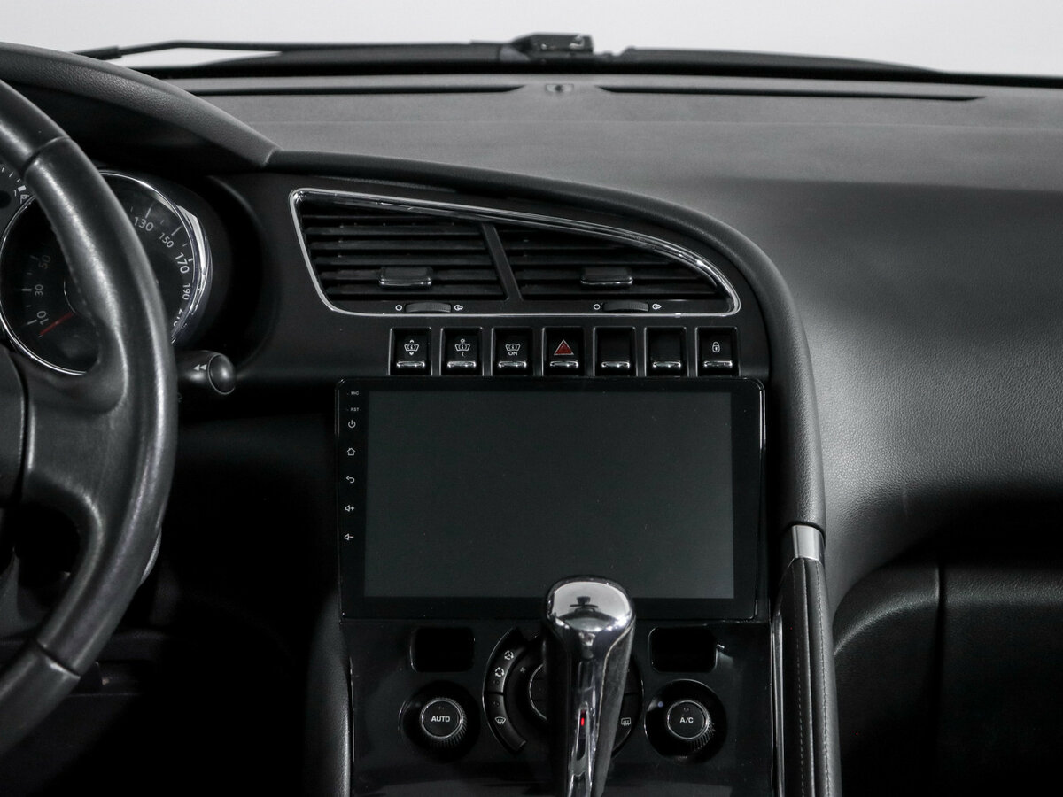 Peugeot 3008 с пробегом — 2011 год. Фото: #12