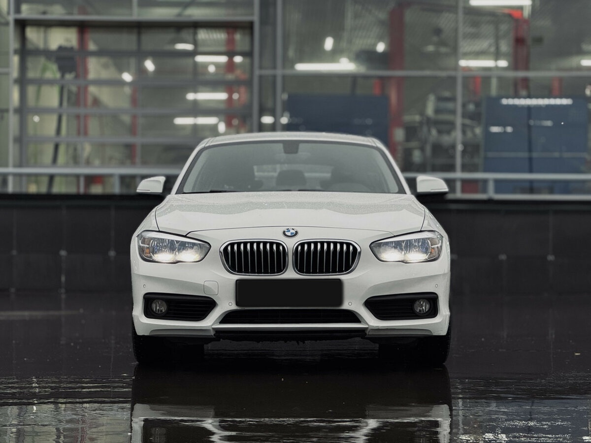 BMW 1 серии с пробегом — 2018 год. Фото: #1