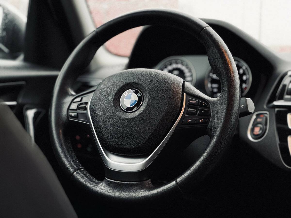 BMW 1 серии с пробегом — 2018 год. Фото: #13