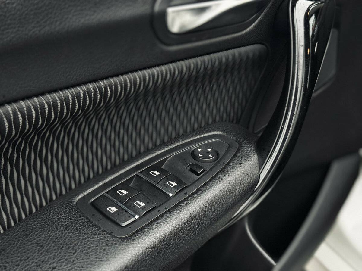 BMW 1 серии с пробегом — 2018 год. Фото: #17