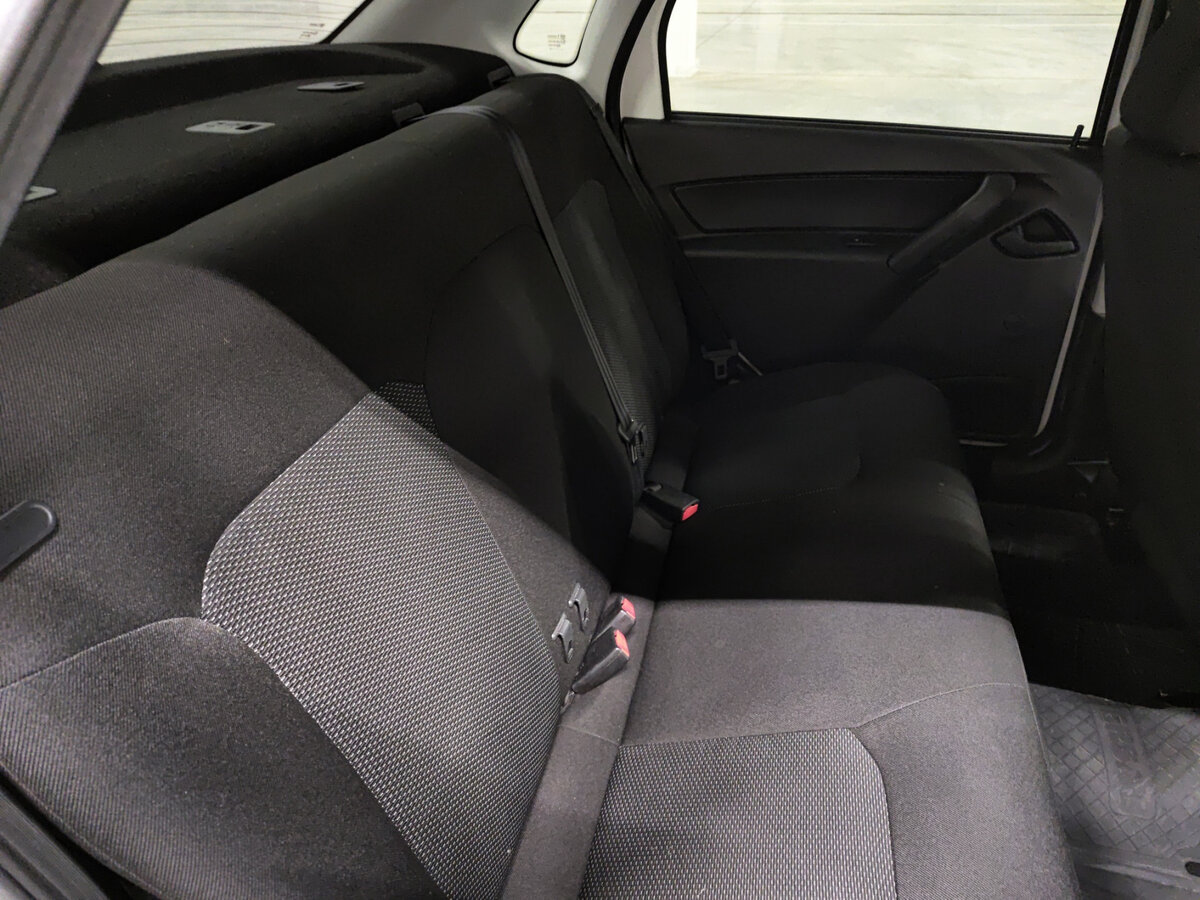 Lada (ВАЗ) Granta с пробегом — 2019 год. Фото: #9