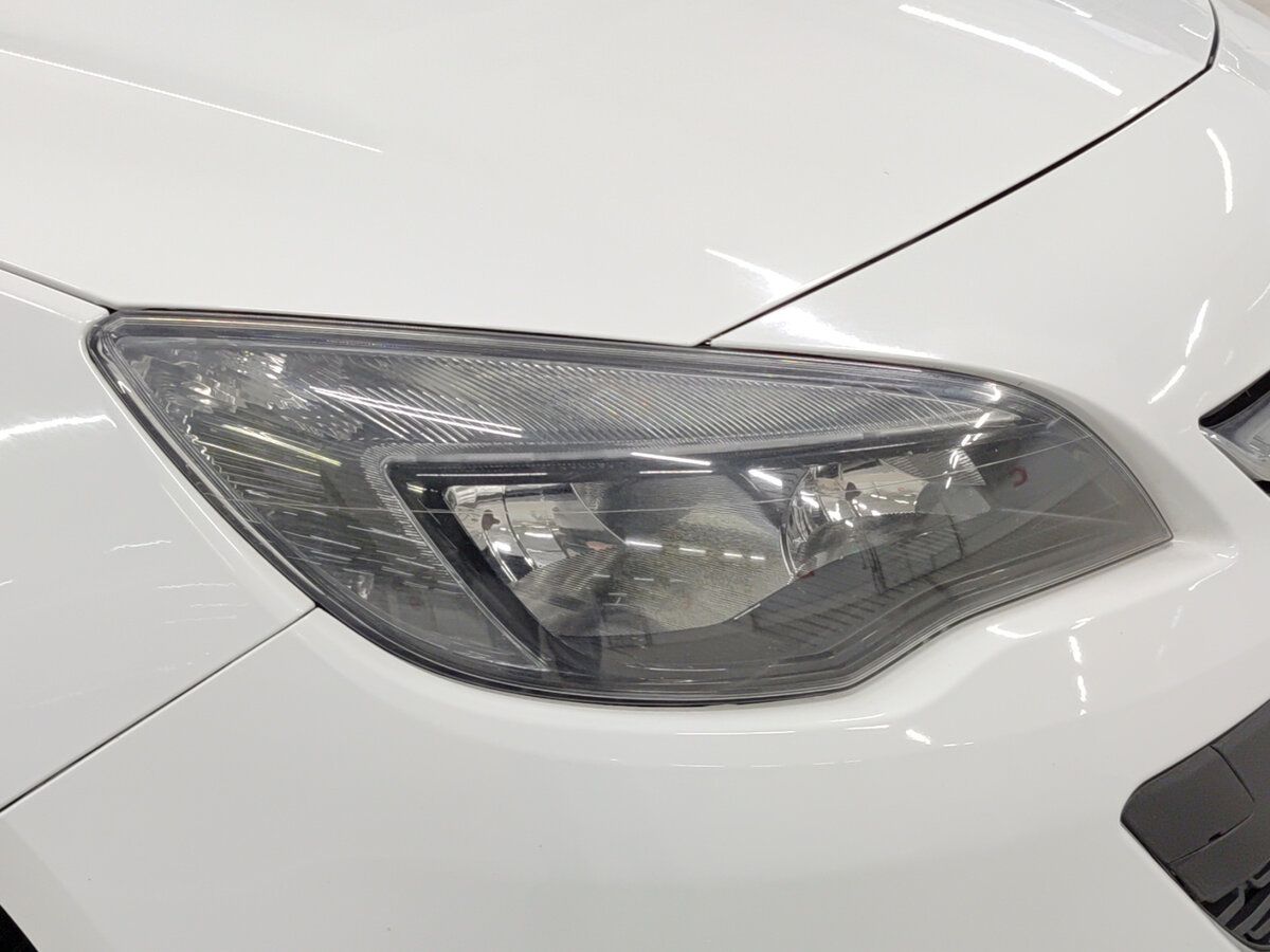 Opel Astra с пробегом — 2013 год. Фото: #16