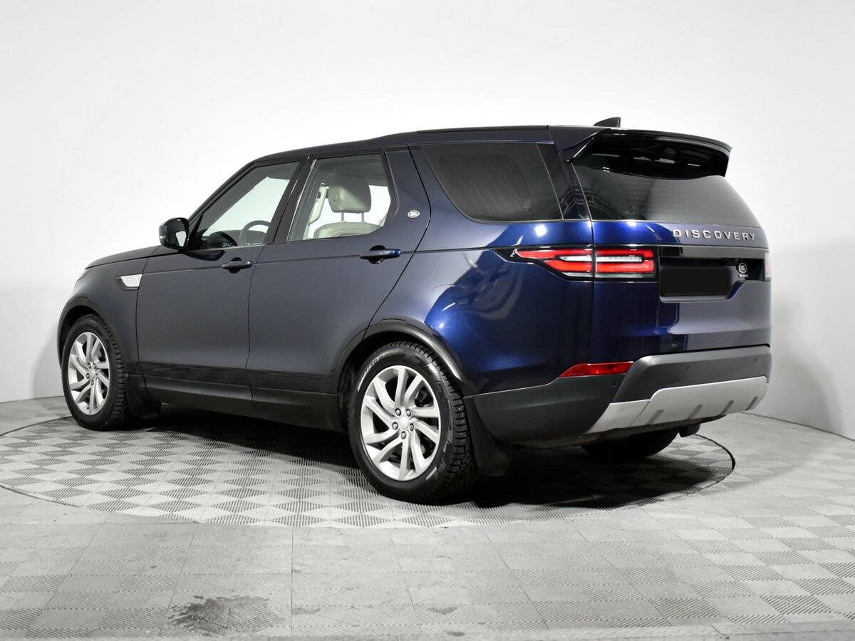 Land Rover Discovery с пробегом — 2018 год. Фото: #3