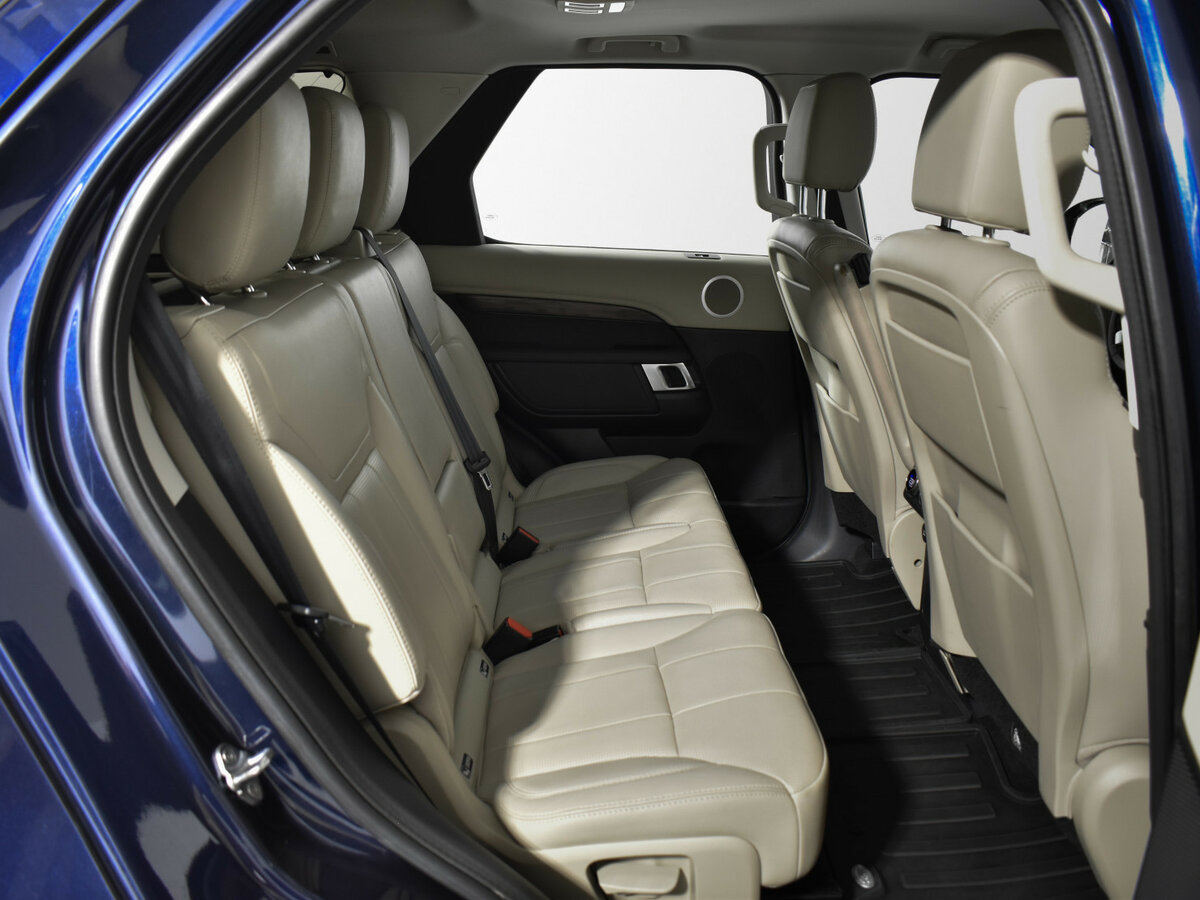 Land Rover Discovery с пробегом — 2018 год. Фото: #6