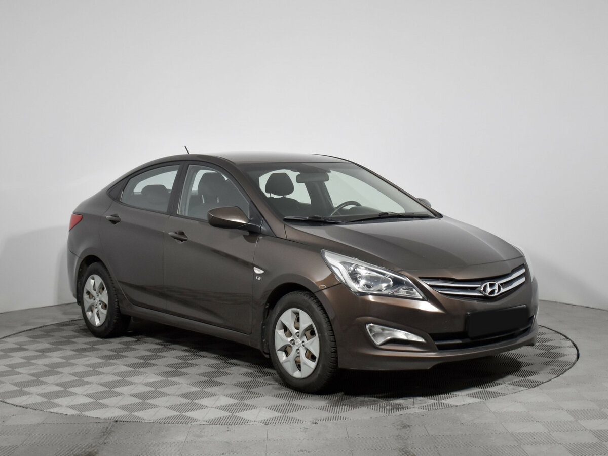 Hyundai Solaris с пробегом — 2016 год. Фото: #2