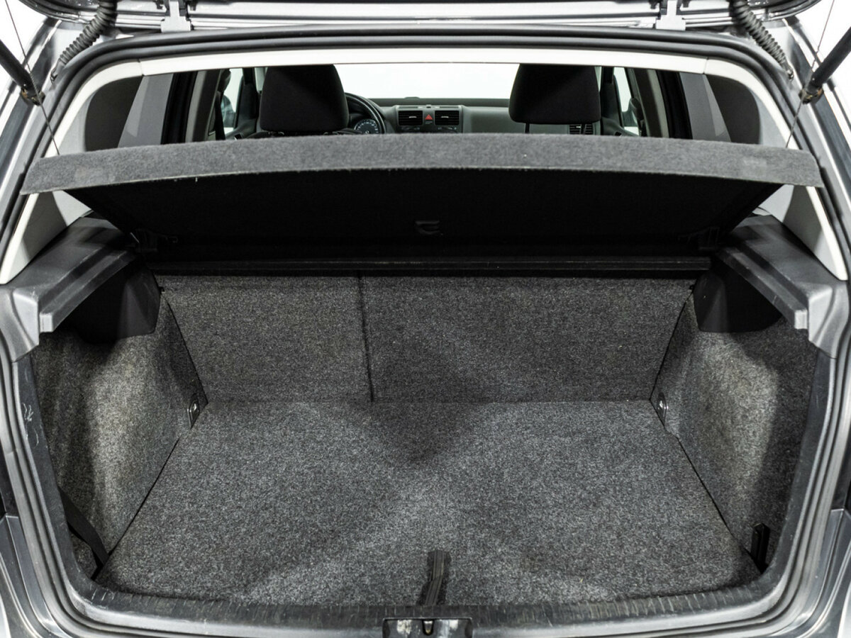 Volkswagen Golf с пробегом — 2008 год. Фото: #16