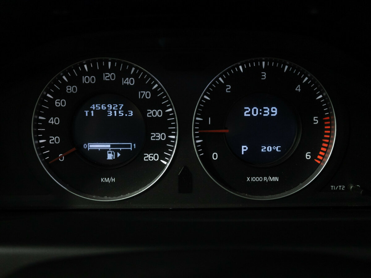 Volvo XC70 с пробегом — 2008 год. Фото: #11