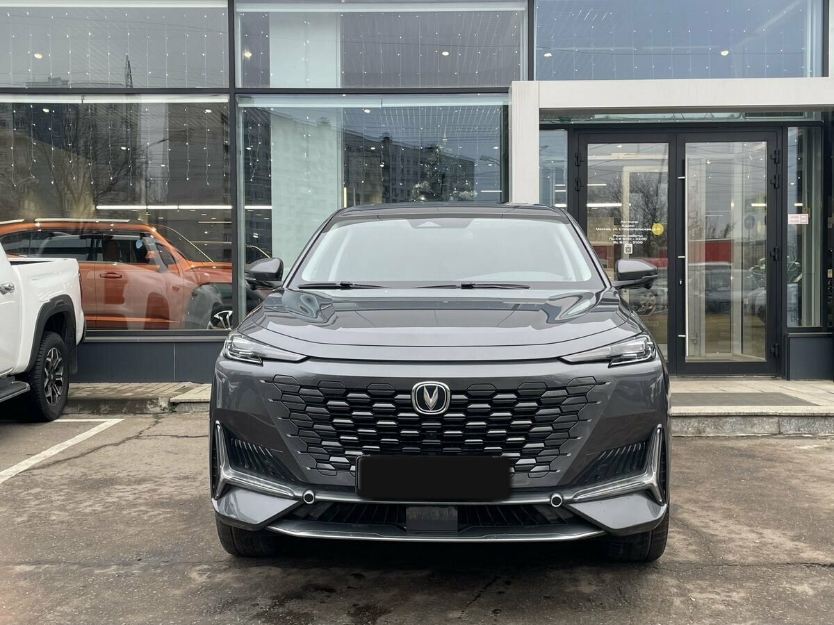 Changan UNI-K с пробегом — 2024 год. Фото: #1