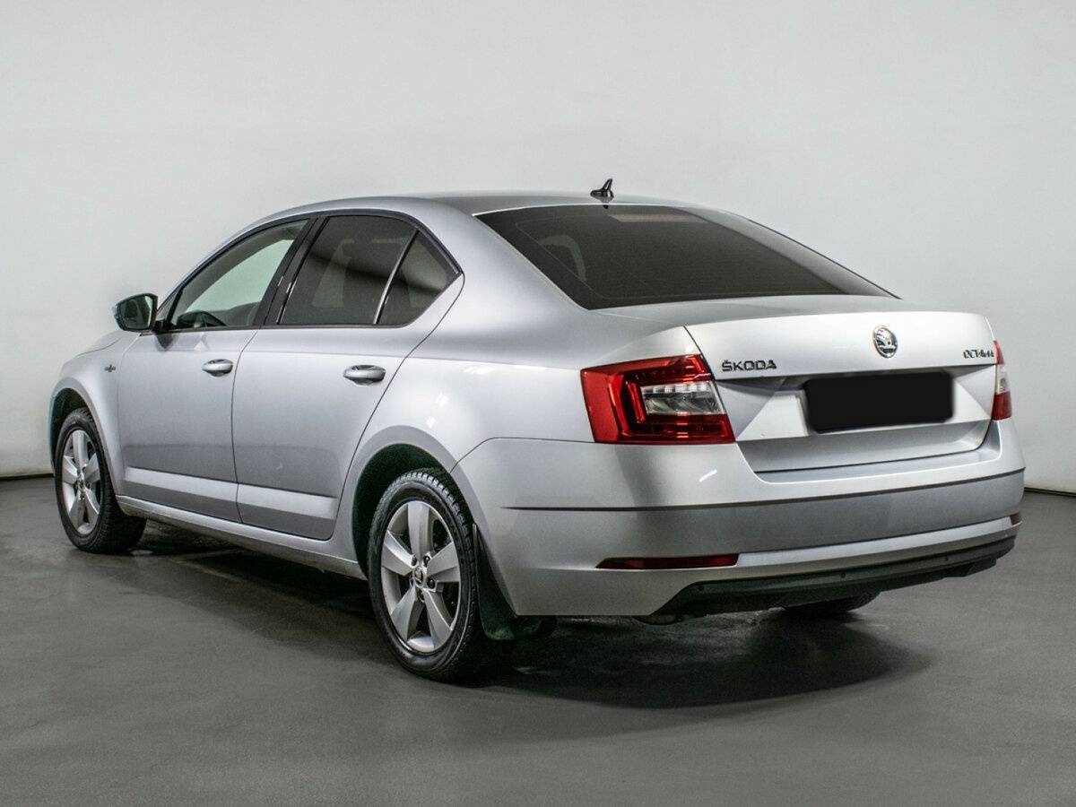 Skoda Octavia с пробегом — 2018 год. Фото: #6