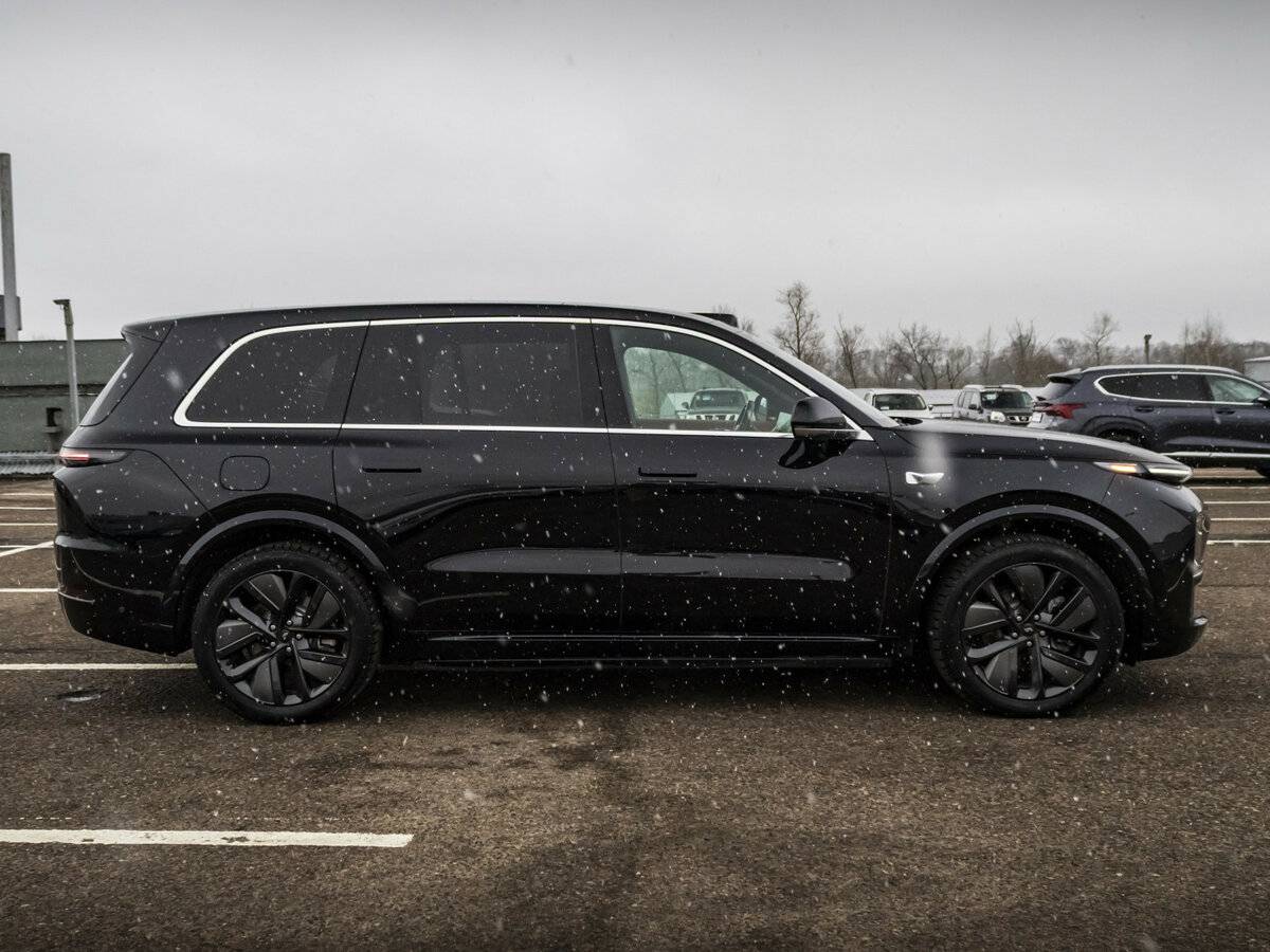 Li Auto (Lixiang) L9 с пробегом — 2023 год. Фото: #3