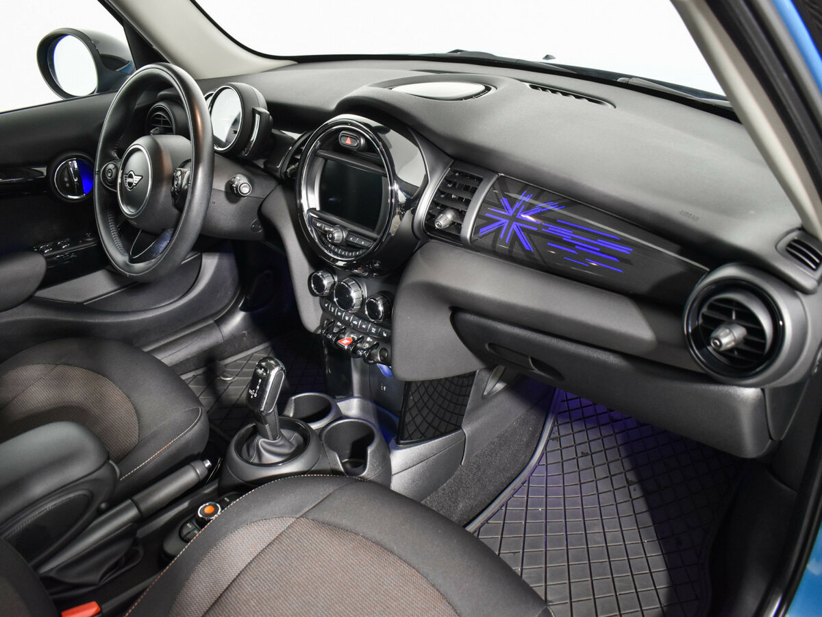 Mini Hatch с пробегом — 2019 год. Фото: #12