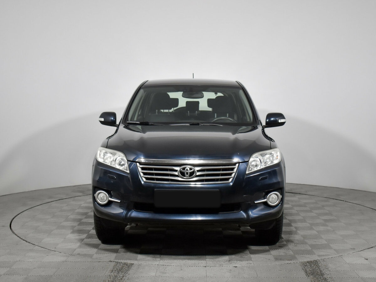 Toyota RAV4 с пробегом — 2011 год. Фото: #1