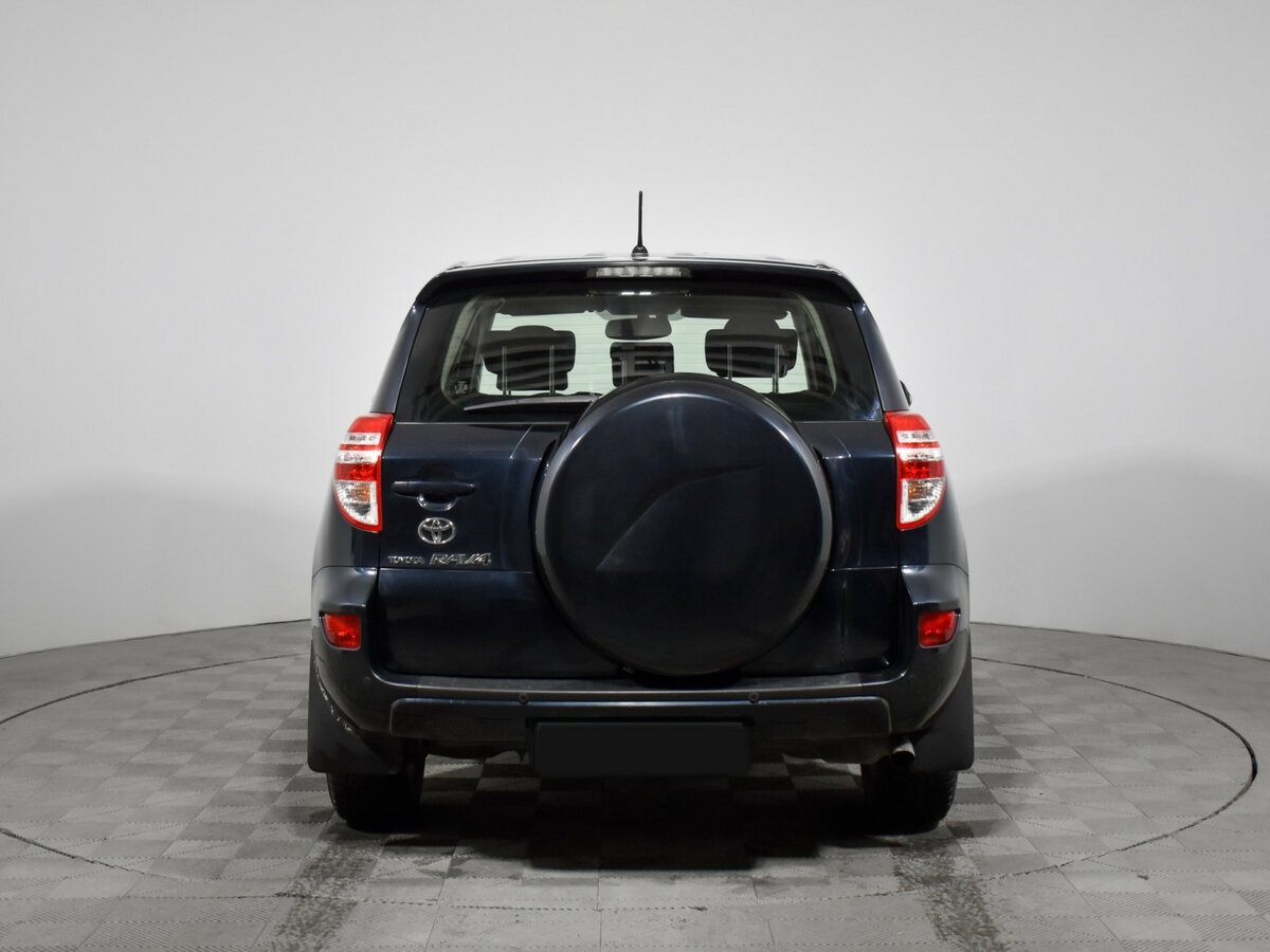 Toyota RAV4 с пробегом — 2011 год. Фото: #5