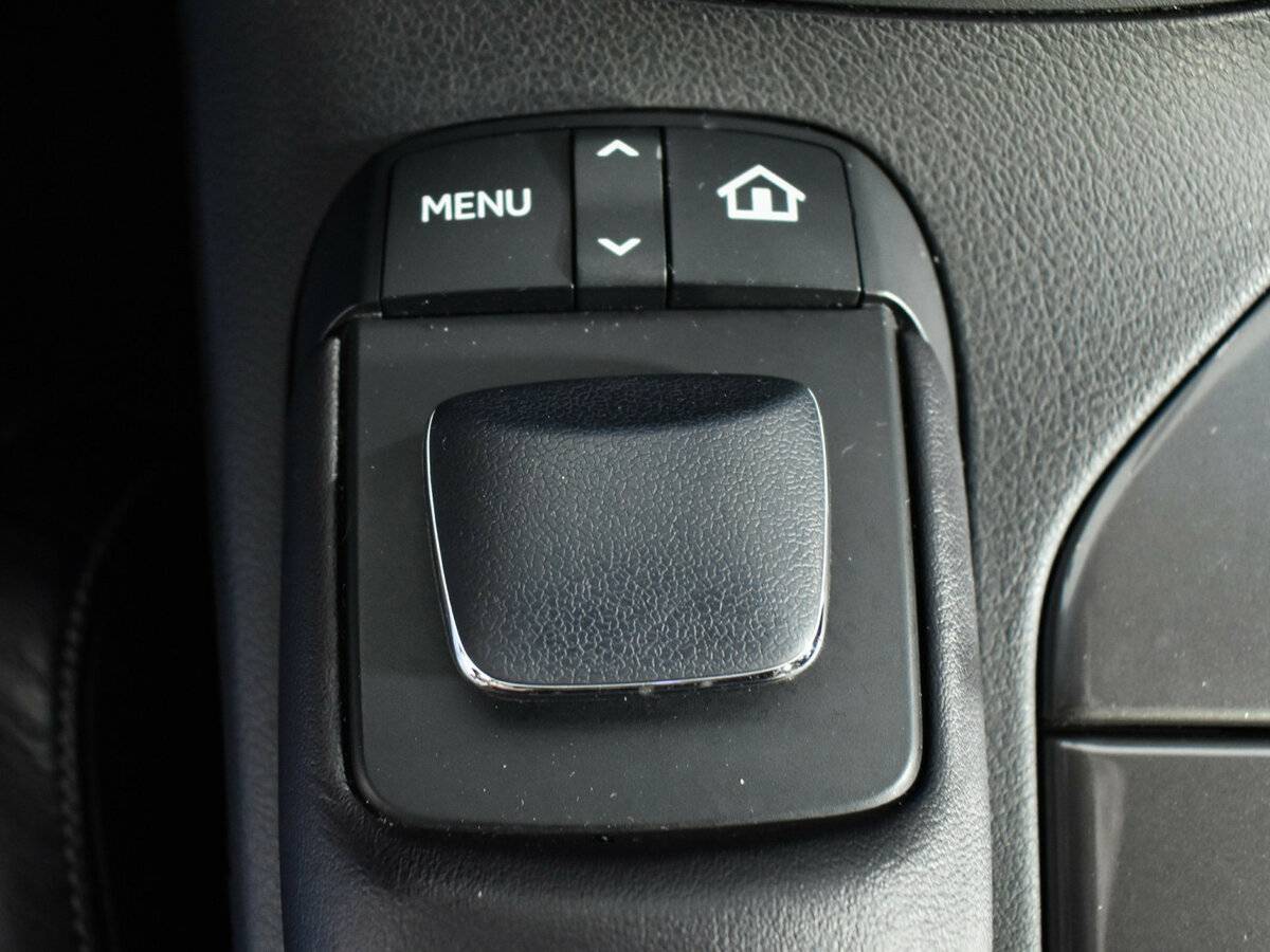 Lexus RX с пробегом — 2012 год. Фото: #17