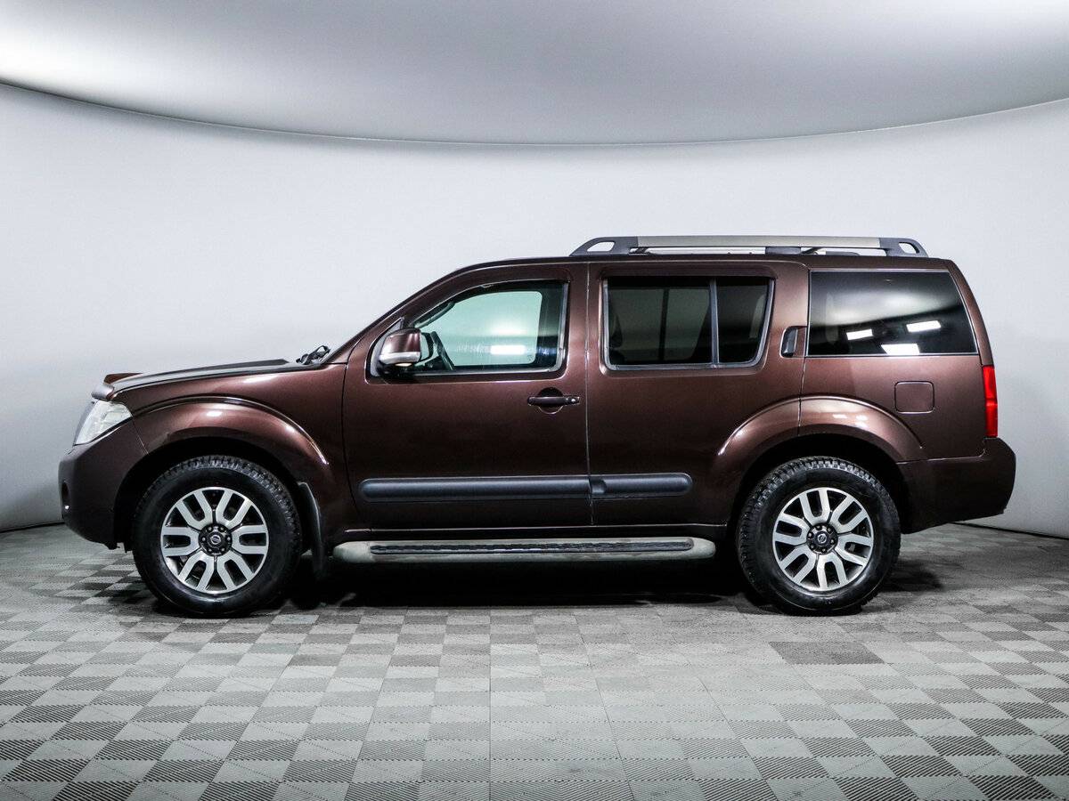 Nissan Pathfinder с пробегом — 2010 год. Фото: #7